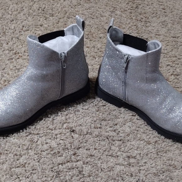 🆕️Mia Girl Youth Casual/ fashion Boots - Picture 4 of 8